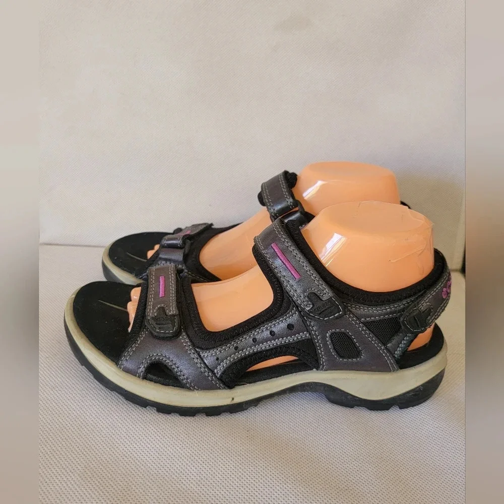 ECCO YUCATAN SPORTS SANDALS (sz - US 9 or Euro‎ 40)